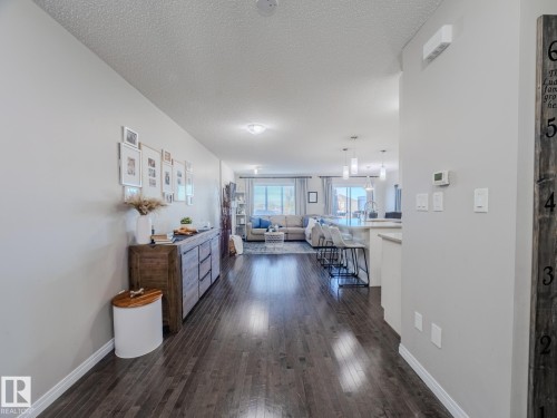 1692 Chapman Way, Edmonton, AB - Indoor