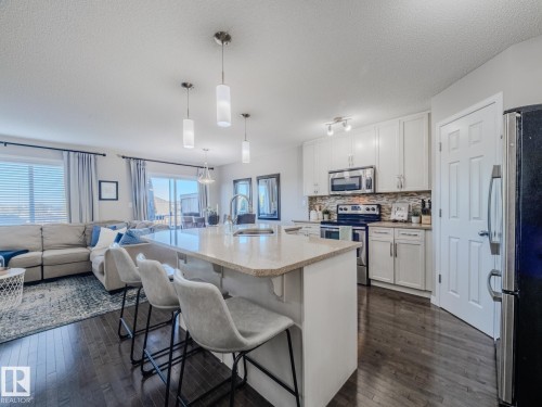 1692 Chapman Way, Edmonton, AB - Indoor Photo Showing Other Room