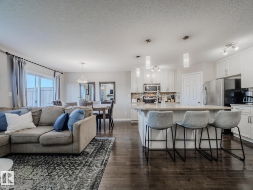 1692 Chapman Way, Edmonton, AB - Indoor