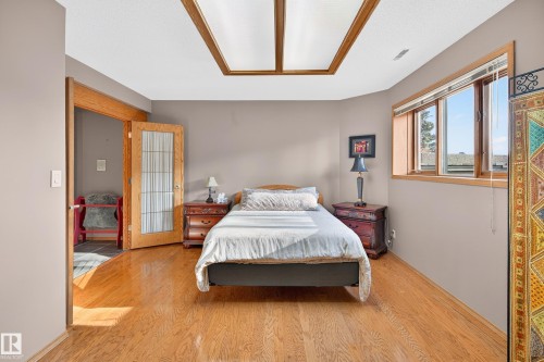 24 Valleyview Crescent, Rural Sturgeon County, AB - Indoor Photo Showing Bedroom