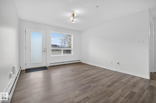 1124 330 Clareview Station Drive, Edmonton, AB - Indoor Photo Showing Other Room