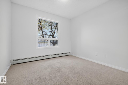 1124 330 Clareview Station Drive, Edmonton, AB - Indoor Photo Showing Other Room