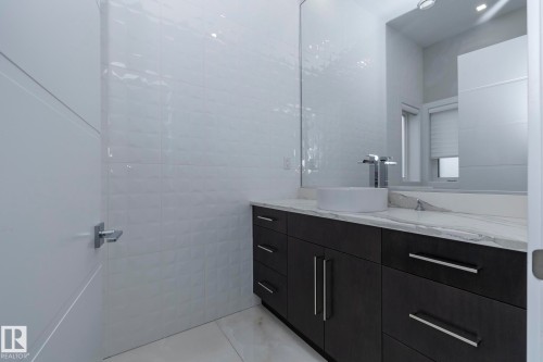 14 3466 Keswick Boulevard, Edmonton, AB - Indoor Photo Showing Bathroom