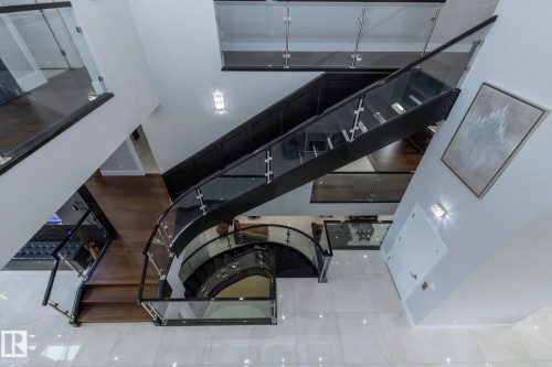 14 3466 Keswick Boulevard, Edmonton, AB - Indoor Photo Showing Garage