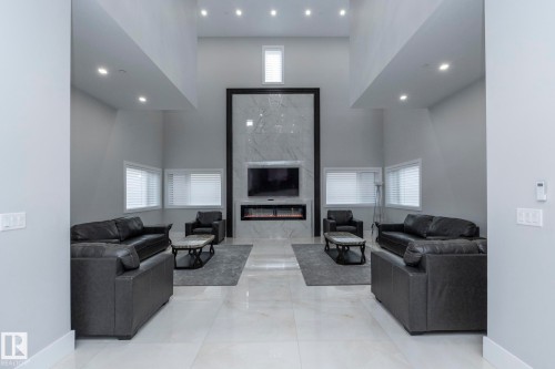 14 3466 Keswick Boulevard, Edmonton, AB - Indoor