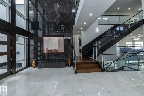 14 3466 Keswick Boulevard, Edmonton, AB - Indoor Photo Showing Other Room