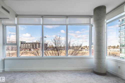 301 2606 109 Street, Edmonton, AB - Indoor Photo Showing Other Room