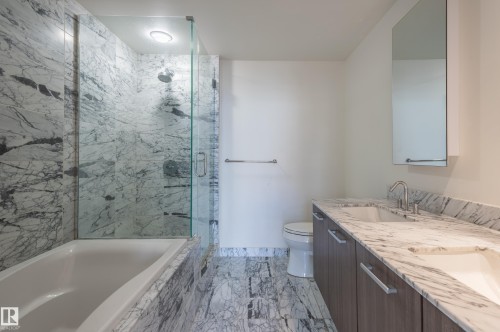 301 2606 109 Street, Edmonton, AB - Indoor Photo Showing Bathroom