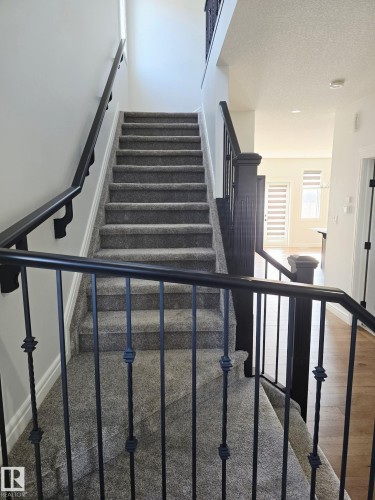 449 Conroy Crescent, Edmonton, AB - Indoor Photo Showing Other Room