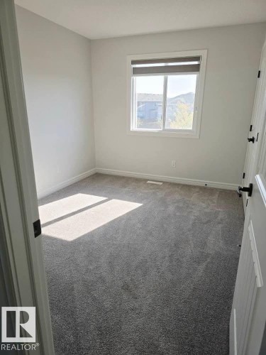 449 Conroy Crescent, Edmonton, AB - Indoor Photo Showing Other Room