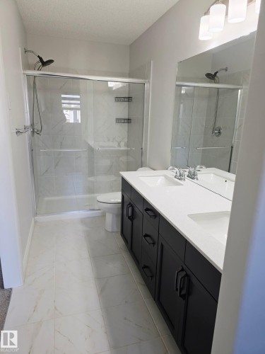 449 Conroy Crescent, Edmonton, AB - Indoor Photo Showing Bathroom