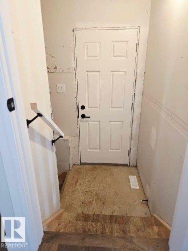 449 Conroy Crescent, Edmonton, AB - Indoor Photo Showing Other Room