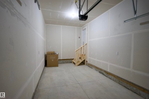 12 2710 66 Street, Edmonton, AB - Indoor Photo Showing Other Room