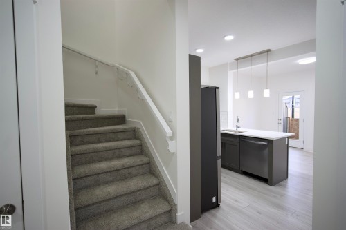 12 2710 66 Street, Edmonton, AB - Indoor Photo Showing Other Room