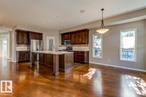 11122 52 Street, Edmonton, AB - Indoor Photo Showing Kitchen With Upgraded Kitchen
