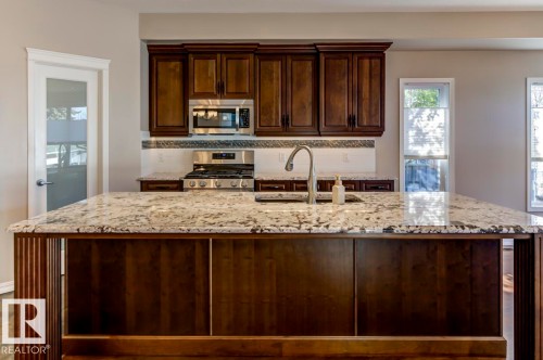 11122 52 Street, Edmonton, AB - Indoor Photo Showing Kitchen With Upgraded Kitchen