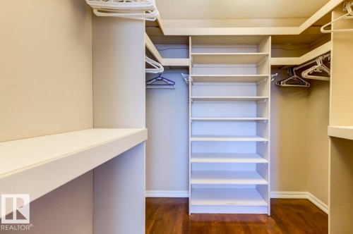 11122 52 Street, Edmonton, AB - Indoor With Storage