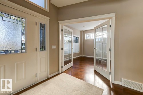 11122 52 Street, Edmonton, AB - Indoor Photo Showing Other Room