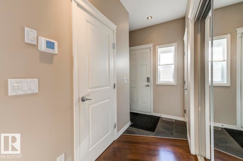 11122 52 Street, Edmonton, AB - Indoor Photo Showing Other Room