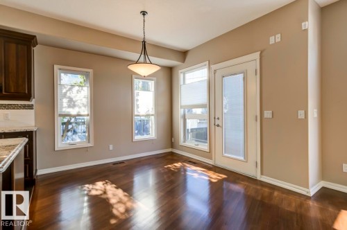 11122 52 Street, Edmonton, AB - Indoor