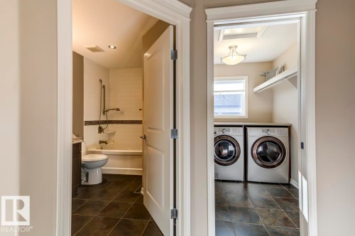 11122 52 Street, Edmonton, AB - Indoor Photo Showing Laundry Room