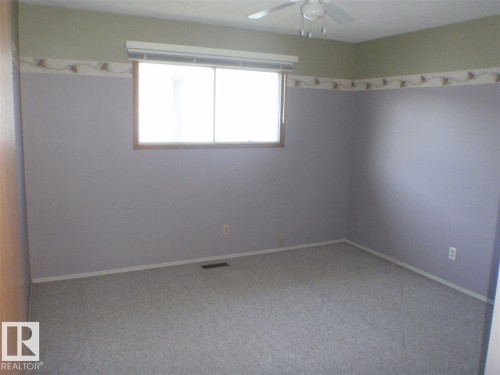 5810 - 53 Street, Barrhead, AB - Indoor