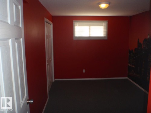 5810 - 53 Street, Barrhead, AB - Indoor Photo Showing Other Room