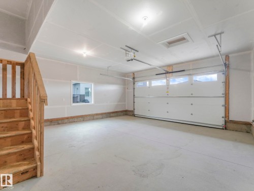 36 Dalquist Bay, Leduc, AB - Indoor Photo Showing Garage