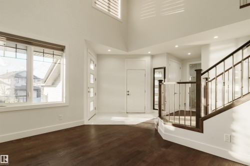 2109 53 Street, Edmonton, AB - Indoor Photo Showing Other Room