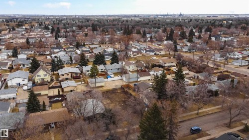 12219 45 Street, Edmonton, AB 