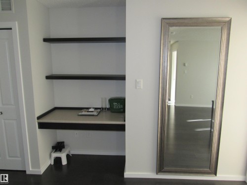 #234 504 Albany Way, Edmonton, AB - Indoor Photo Showing Other Room