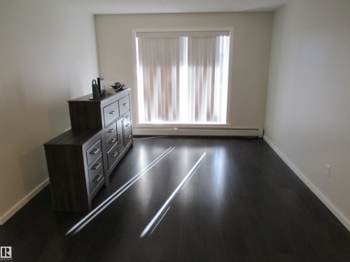 #234 504 Albany Way, Edmonton, AB - Indoor Photo Showing Other Room