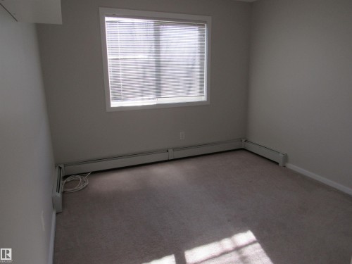 #234 504 Albany Way, Edmonton, AB - Indoor Photo Showing Other Room