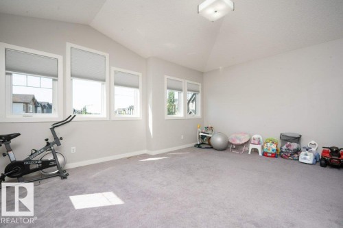 1007 158 Street, Edmonton, AB - Indoor