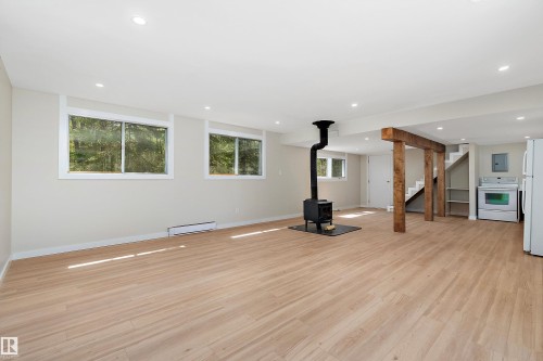 274022 Twp Road 480, Rural Wetaskiwin County, AB - Indoor