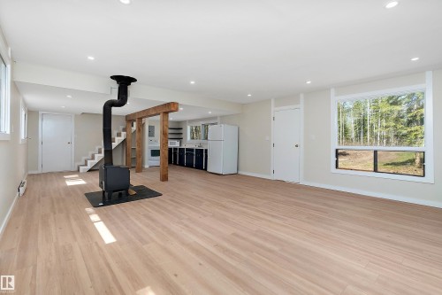 274022 Twp Road 480, Rural Wetaskiwin County, AB - Indoor