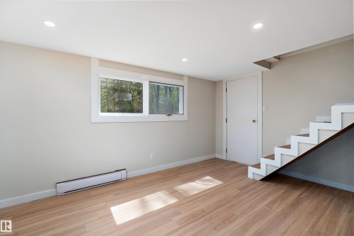 274022 Twp Road 480, Rural Wetaskiwin County, AB - Indoor Photo Showing Other Room