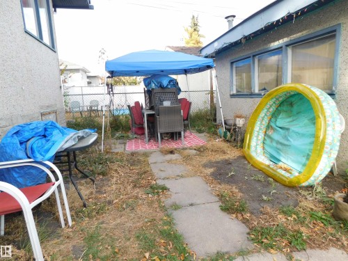 11927 67 Street, Edmonton, AB - Outdoor