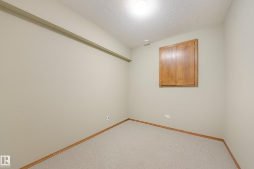 96 Linksview Drive, Spruce Grove, AB - Indoor Photo Showing Other Room