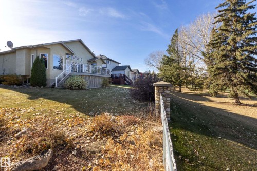 96 Linksview Drive, Spruce Grove, AB - Outdoor