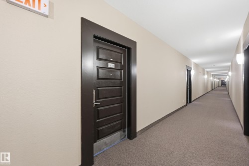 411 304 Ambleside Link Link, Edmonton, AB - Indoor Photo Showing Other Room