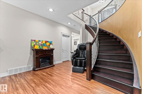 10516 158 Street, Edmonton, AB - Indoor Photo Showing Other Room