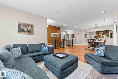 10516 158 Street, Edmonton, AB - Indoor Photo Showing Living Room