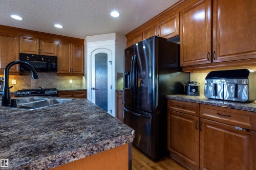 4224 157 Av, Edmonton, AB - Indoor Photo Showing Kitchen With Double Sink