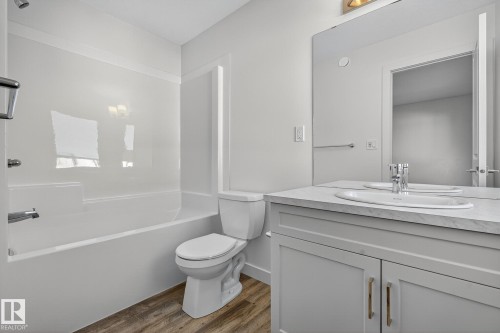 5 5122 213A Street, Edmonton, AB - Indoor Photo Showing Bathroom