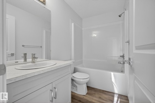 5 5122 213A Street, Edmonton, AB - Indoor Photo Showing Bathroom