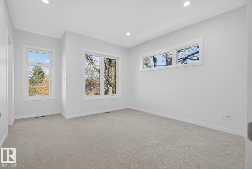 14502 103 Avenue, Edmonton, AB - Indoor Photo Showing Other Room