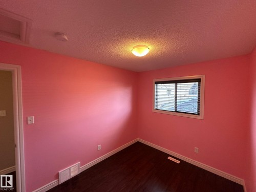 176 Desrochers Gate Gate, Edmonton, AB - Indoor Photo Showing Other Room