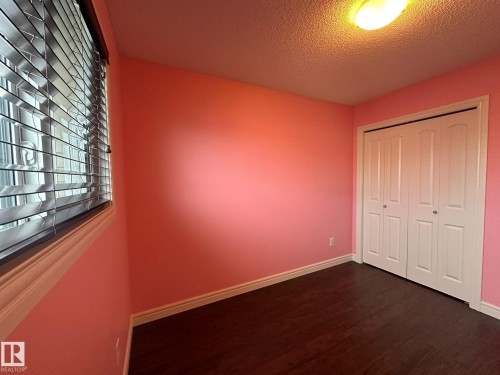 176 Desrochers Gate Gate, Edmonton, AB - Indoor Photo Showing Other Room