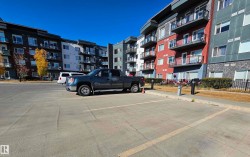 7508 Getty Green Gate  Edmonton, AB T5T 7E6